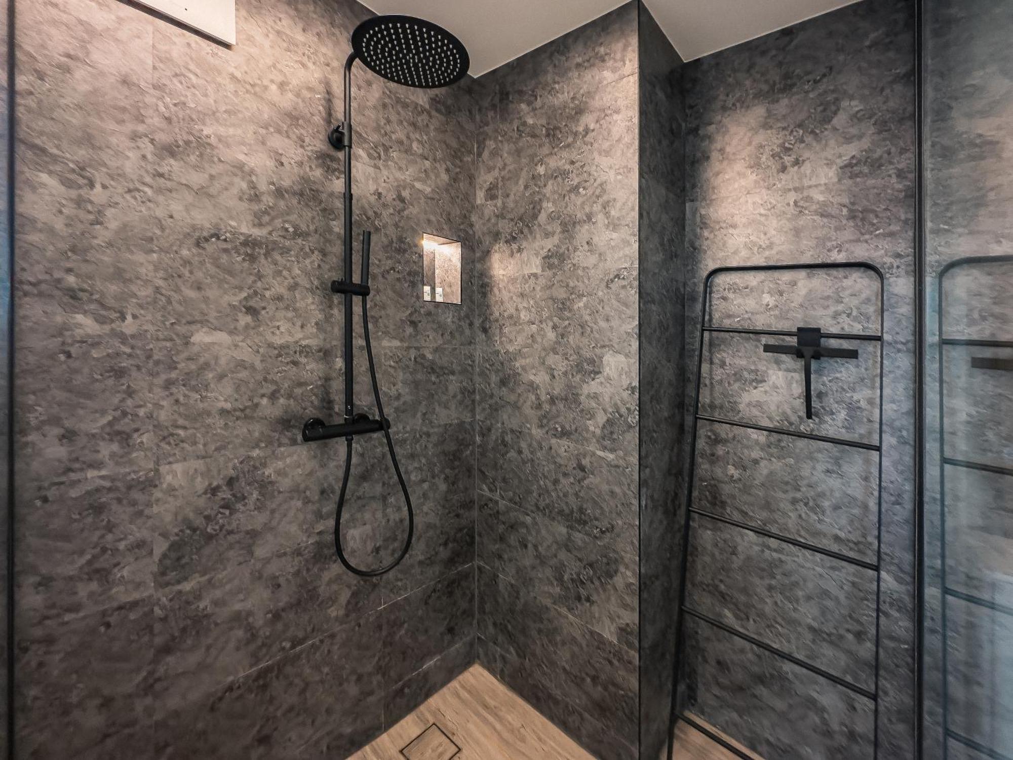 Crest - Riverside Lofts Mit Parken I Balkon I Kueche I Regendusche Passau Exterior photo
