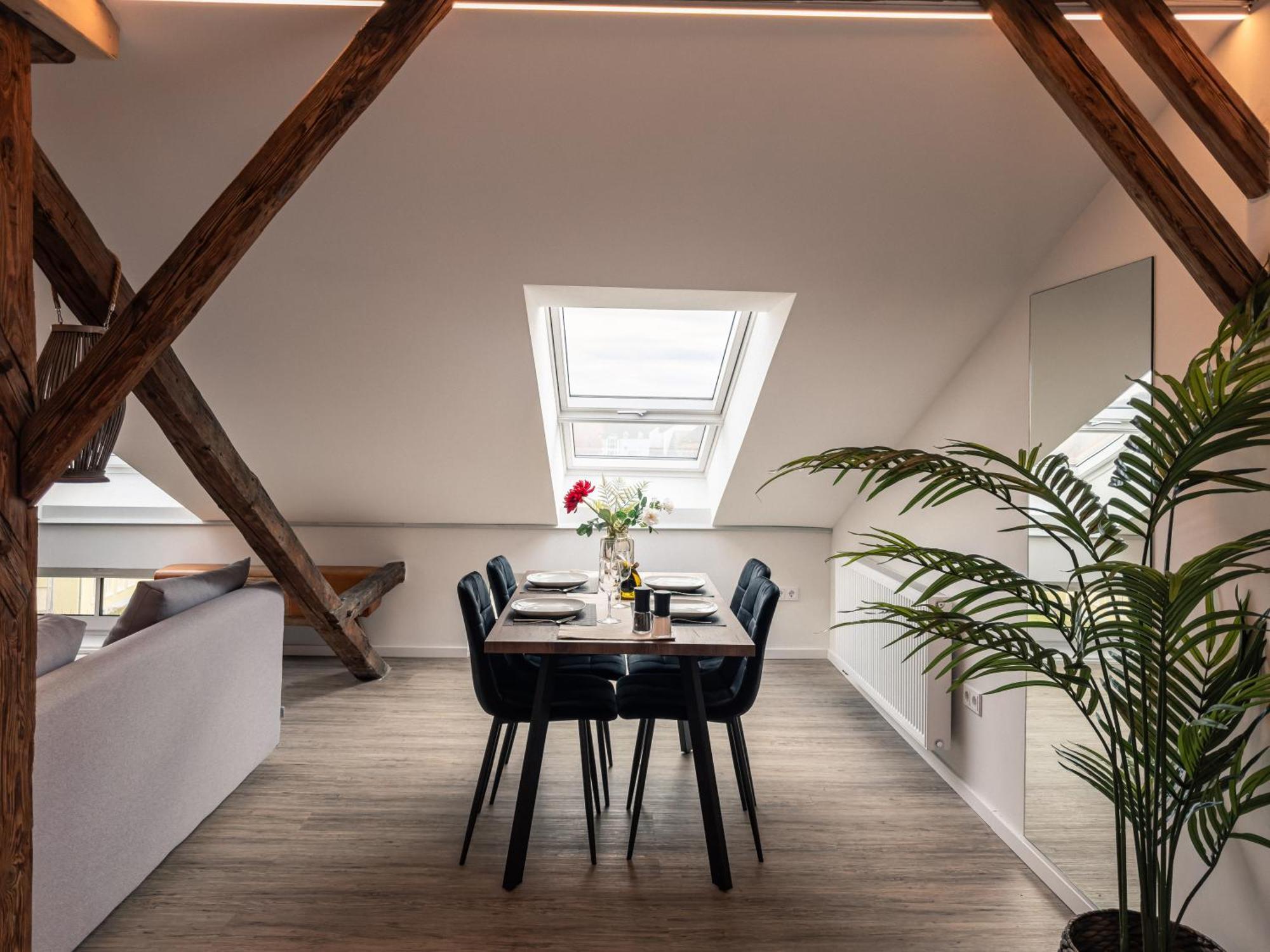 Crest - Riverside Lofts Mit Parken I Balkon I Kueche I Regendusche Passau Exterior photo